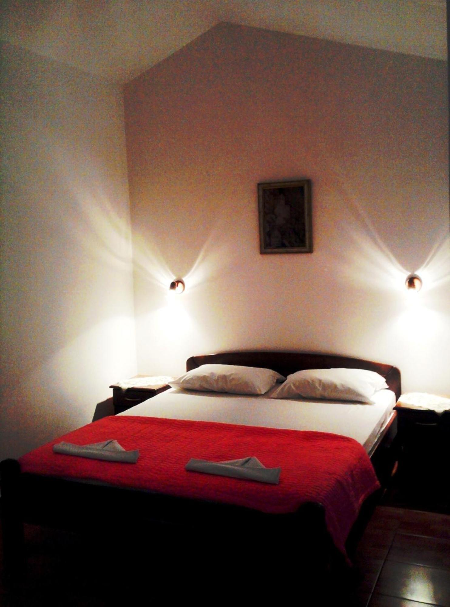 Oaza Guest House Sveti Stefan Bilik gambar