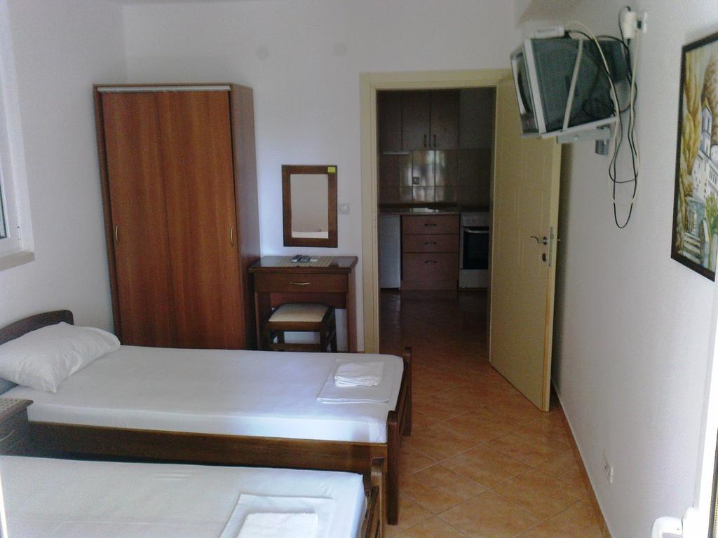 Oaza Guest House Sveti Stefan Bilik gambar