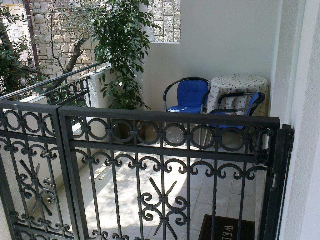 Oaza Guest House Sveti Stefan Bilik gambar